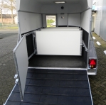 inrichting trailer minipaard